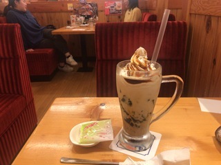 4月25日夕食 コメダ珈琲店 豆乳オーレ ライトベイダー Lightvader のグルメ日記