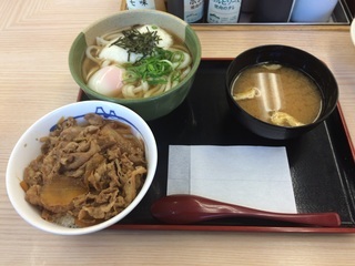 10月11日夕食 松屋 とろたまうどん 関西風だし ミニ牛めしセット ライトベイダー Lightvader のグルメ日記